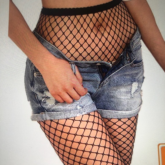 4  pk Fishnet stockings medium - Picture 5 of 6